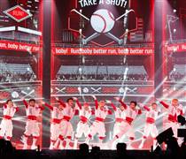 YEG: Sony Music ‘đổ bộ’ nhà Yeah1, cổ phiếu YEG tím rực bảng điện