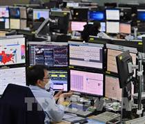 Chứng khoán châu Á khởi sắc nhờ tín hiệu lạm phát Mỹ và lợi nhuận ngành chip