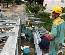 Tân chủ tịch hội đồng quản trị được mua cổ phiếu bằng 1/25 thị giá