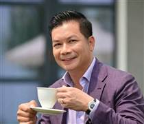 CRE: Cổ phiếu liên quan Shark Hưng lao dốc trong phiên chứng khoán thăng hoa