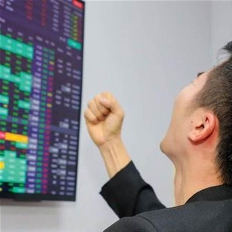 Nhóm ngành nào được dự báo có tăng trưởng lợi nhuận vượt trội trong quý 4/2025?