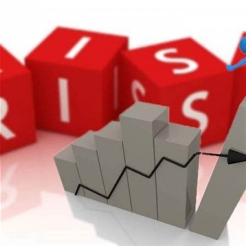 Lệch pha kỳ hạn bào mòn NIM, tín dụng bất động sản cần tái cơ cấu