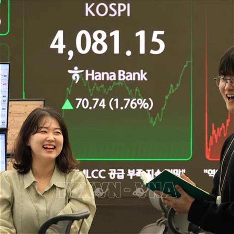 Thị trường chứng khoán Hàn Quốc khởi đầu Năm Mới với sắc xanh