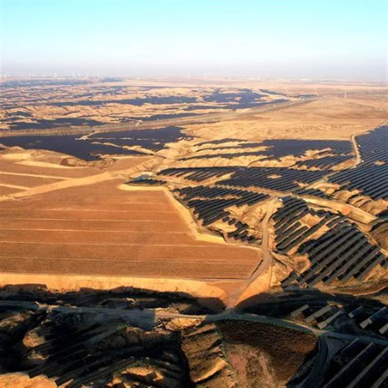 Trung Quốc lại khiến cả thế giới trầm trồ: Sắp vận hành “pin không khí siêu lạnh” lớn nhất thế giới trên sa mạc, sản xuất 180 triệu kWh điện/năm