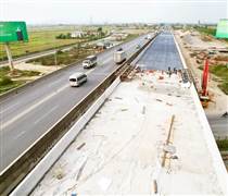 Thi công xuyên Tết Dương lịch trên các công trình trọng điểm