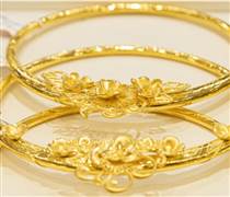 Giá vàng hôm nay 4/1: Vàng thế giới duy trì trên ngưỡng 4.300 USD/ounce