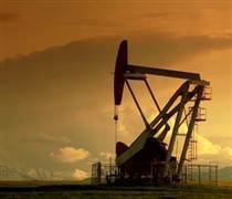 Triển vọng dư cung và rủi ro với giá dầu năm 2026