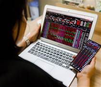 ‘Cờ đến tay’ cổ phiếu tập đoàn, tổng công ty nhà nước