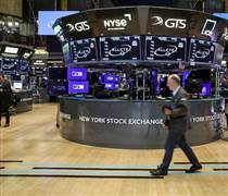 Phố Wall hạ nhiệt sau chuỗi tăng mạnh, cổ phiếu AI tiếp tục nâng đỡ Nasdaq