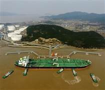 Nguồn cung từ Venezuela bất định, Trung Quốc lại đứng trước nguy cơ mỗi ngày mất gần 1,4 triệu thùng dầu với chiết khấu 10 USD/thùng