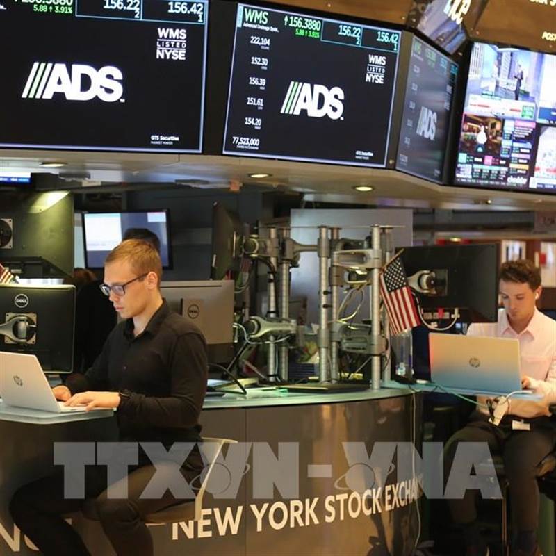 Chỉ số Nasdaq dẫn đầu đà giảm trên Phố Wall