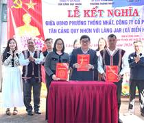 QSP: Phường Thống Nhất và Công ty cổ phần Tân cảng Quy Nhơn kết nghĩa với làng Jar