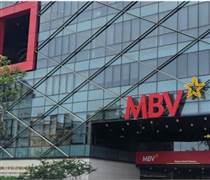 Tài chính tuần qua: Lãi suất tiết kiệm vượt 7%/năm, lãi suất trái phiếu leo cao 13,5%/năm