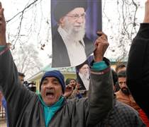 Đại giáo chủ Iran Khamenei cảnh báo Mỹ