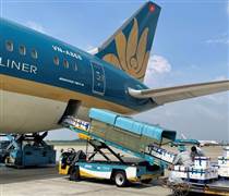 SCS: Doanh nghiệp hàng không siêu lợi nhuận báo lãi kỷ lục, tiền mặt chiếm 2/3 tổng tài sản