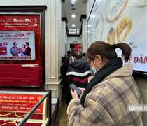 Mua bán vàng từ 20 triệu đồng phải chuyển khoản: Người mua vàng hiểu đúng để tránh bị phạt