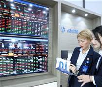 Chứng khoán 22/1: Sắc xanh phủ rộng, chênh lệch dương trở lại