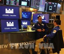 Chứng khoán Mỹ trải qua tuần chao đảo vì căng thẳng địa chính trị