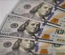 Chỉ số đồng USD chạm mức thấp nhất gần 4 năm