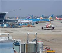 Nhiều đường bay đi, đến TPHCM dịp Tết đã kín chỗ