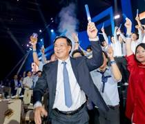 Lợi nhuận 2025 tăng 2,4 lần, vì sao công ty của ông Nguyễn Bá Dương vẫn trích lập hàng trăm tỷ nợ khó đòi?