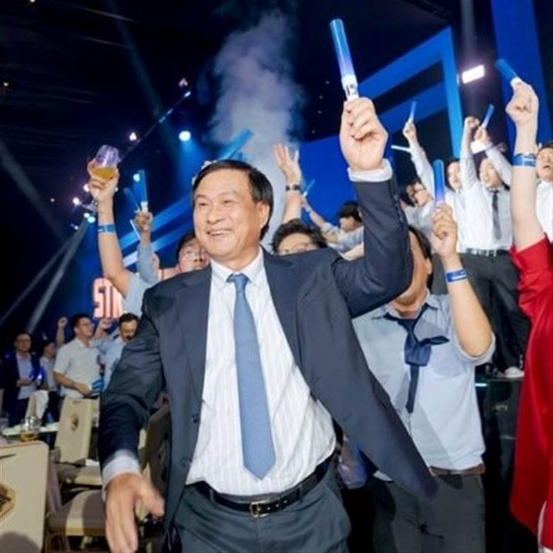 Lợi nhuận 2025 tăng 2,4 lần, vì sao công ty của ông Nguyễn Bá Dương vẫn trích lập hàng trăm tỷ nợ khó đòi?