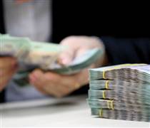 Ngân hàng dồn dập rao bán nợ trước Tết