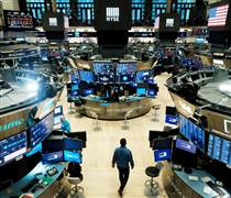 Chứng khoán "anh cả" Mỹ lại lên mức kỷ lục mới