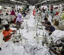 Đối thủ hàng đầu của dệt may Việt Nam nhận tin vui lớn từ Mỹ