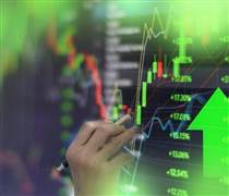 Nhóm bất động sản bứt tốc, VN-Index tăng hơn 17 điểm