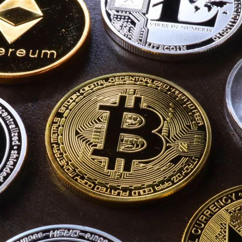 Giao sàn giao dịch nộp thuế chuyển nhượng tài sản mã hóa thay nhà đầu tư