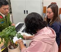 Phát hiện 350 triệu đồng chuyển vào tài khoản VietinBank tên “NGUYEN THI HIEN”, công an mời người phụ nữ SN 1977 lên trụ sở làm việc