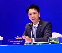 Chân dung Chủ tịch ngân hàng tuổi Ngọ trẻ nhất Việt Nam: Sở hữu profile “khủng”, lấy bằng tiến sĩ tuổi 33