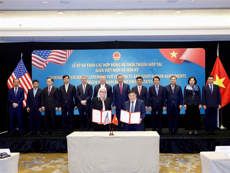 VJC: Tổng Bí thư Tô Lâm và đại diện lãnh đạo 2 nước chứng kiến Vietjet trao các thoả thuận trị giá 6,3 tỷ USD với các đối tác Mỹ