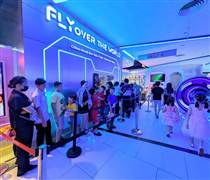 Trung tâm thương mại ở TPHCM tấp nập khách dịp Tết