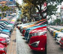 Thị trường ô tô 2025: Lợi thế nghiêng về xe thương mại