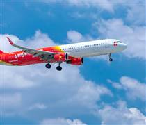 Giá vé máy bay tuyến Hà Nội – TP.HCM tăng mạnh, nhiều ngày chỉ còn hạng thương gia