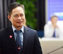 Một câu trả lời từ GS Mỹ đã thay đổi hoàn toàn vận mệnh gã khổng lồ của Việt Nam