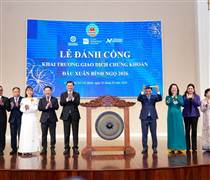 Tỷ phú Nguyễn Thị Phương Thảo và Bộ trưởng Tài chính Nguyễn Văn Thắng đánh cồng khởi động HOSE, thị trường bật xanh