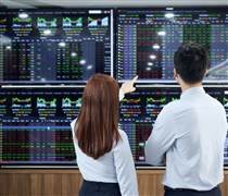 'Sốt' cổ phiếu nhà vàng trong ngày Vía Thần tài