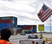 Dự báo kinh tế thế giới: Đà phục hồi vẫn chông chênh