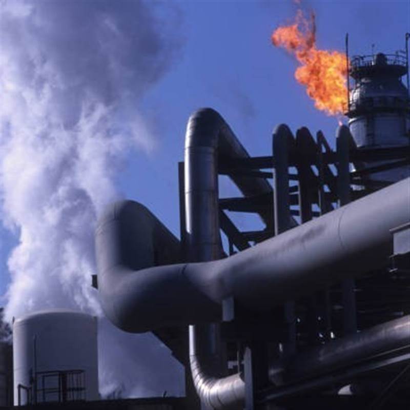 Iran gấp rút vận chuyển dầu trước nguy cơ bị Mỹ tấn công