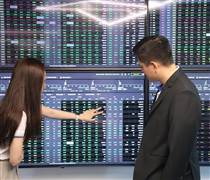 Quy mô thị trường chứng khoán tương đương 100% GDP là cao hay thấp?