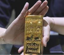 Giá dầu, vàng tăng dựng đứng vì Mỹ không kích Iran