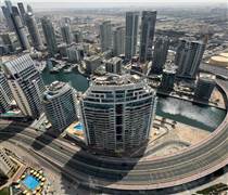 Dubai vắng lặng như 'thành phố ma' dưới đòn tấn công của Iran