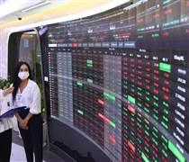 Chứng khoán hôm nay 3/3/2026: VN-Index giảm gần 33 điểm