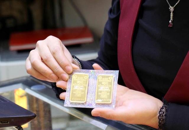 Giá vàng lao dốc không phanh khi căng thẳng Trung Đông vẫn leo thang