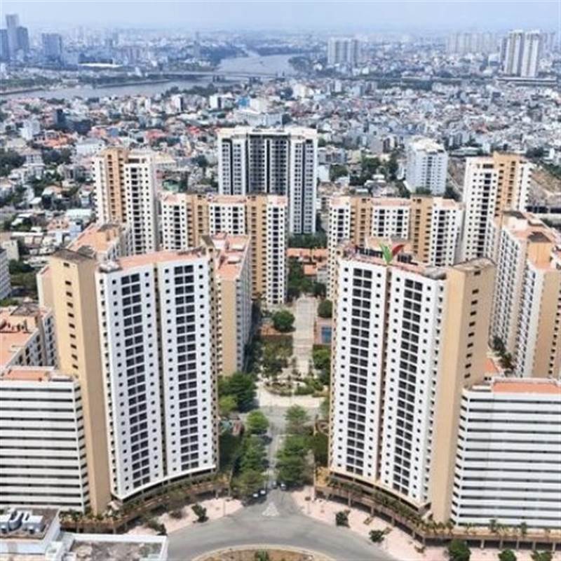 Nhà ở thương mại giá phù hợp: Chính sách mới liệu có giải được bài toán giá nhà tăng cao?