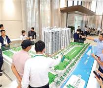 Hai áp lực đẩy cổ phiếu ngành bất động sản về gần đáy