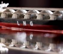 Hàng loạt tàu chở khí đốt đang đến châu Âu bất ngờ quay đầu, 'ship hàng' cho khách khác